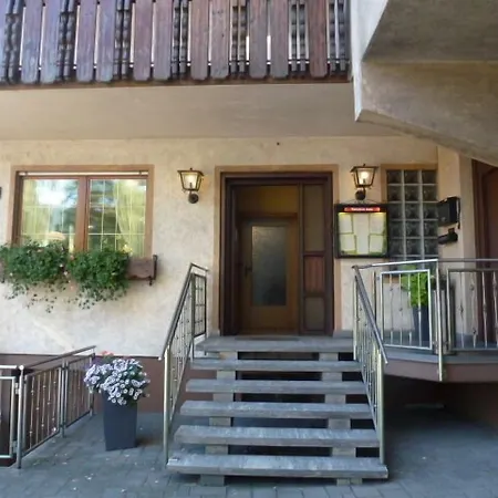 Gasthof-hotel Rebstock Winden im Elztal