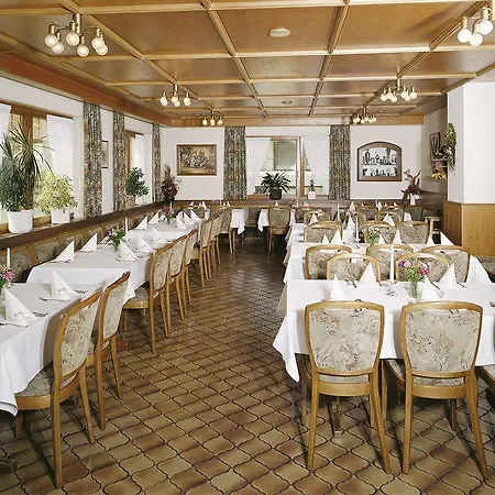 Gasthof-hotel Rebstock Hotel