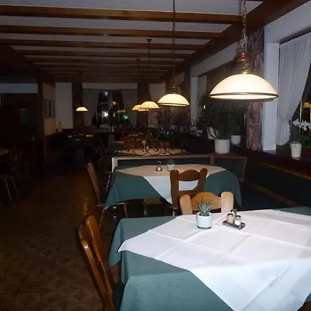 Gasthof-hotel Rebstock Szálloda 3*